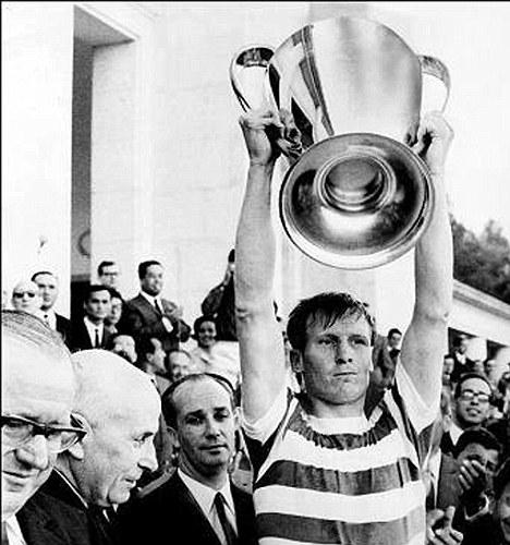 Happy Birthday Billy McNeill.
Leader of The Celtic Family... 