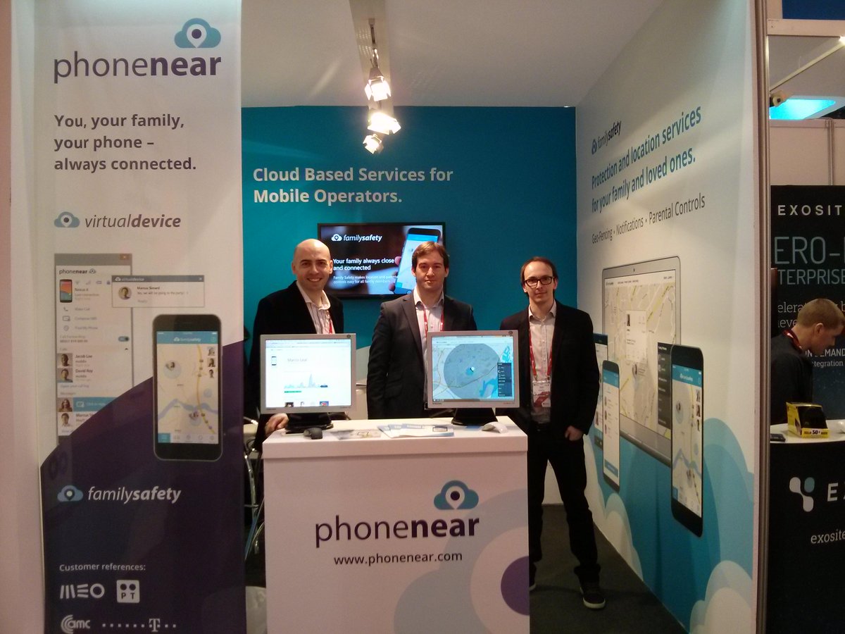 phonenear's tweet image. It's go time in Barcelona! @iMobileMagic's PhoneNear team is starting strong!