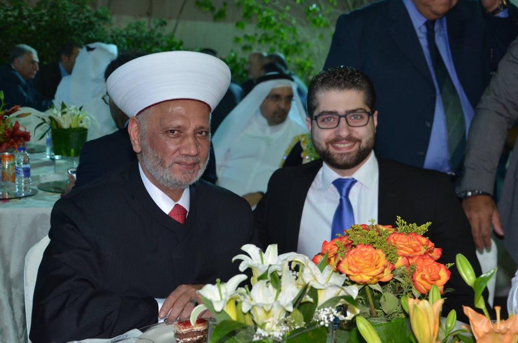 SamerBouHamdan's tweet photo. حفل استقبال مجلس الأعمال اللبناني لسماحة مفتي الجمهورية اللبنانية الشيخ عبداللطيف دريان في قنصلية لبنان العامة في جدة http://t.co/otCD7kC9Ix