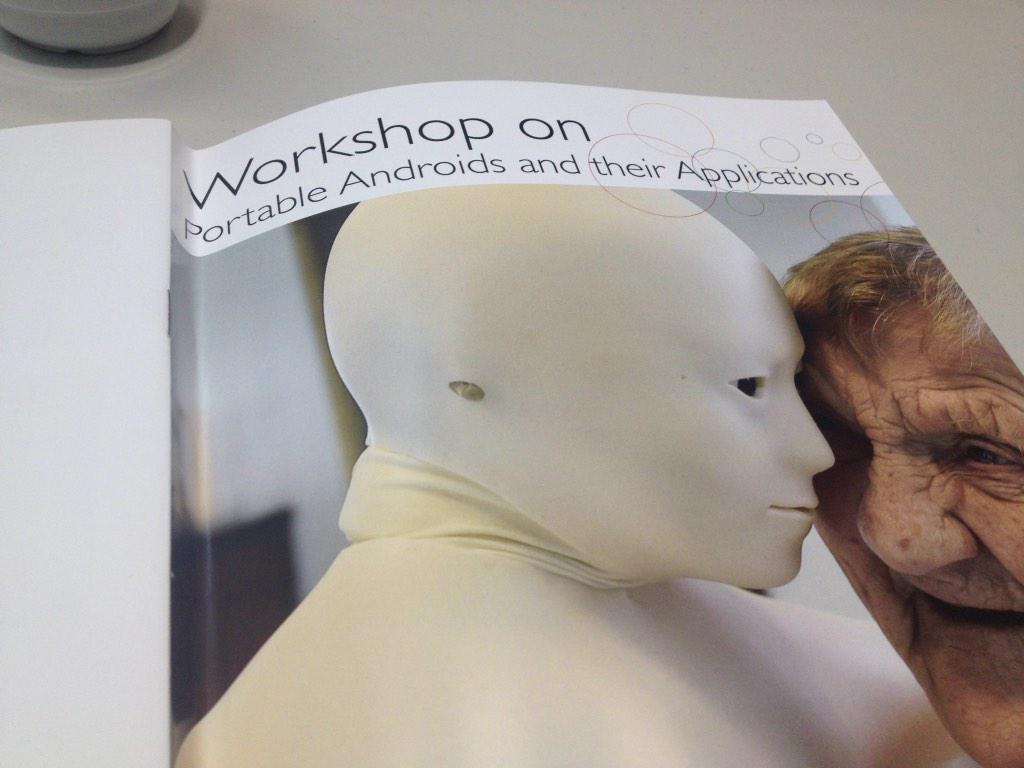MarieHolmDK's tweet photo. Bliver klogere på robotteknologi og japanernes tilgang ved workshop om portabable Androids #sosunord #robotter http://t.co/DFWGbDhs0x