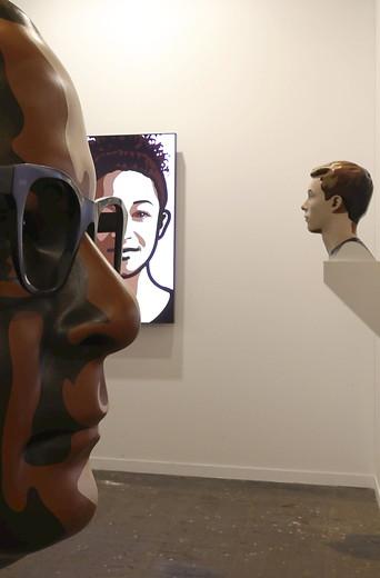 rtve's tweet photo. .@FeriaARCOmadrid clausura una buena edición repleta de nuevos coleccionistas http://t.co/kEqXw3aJMN #ARCO2015 http://t.co/Hu1dmE3vhY