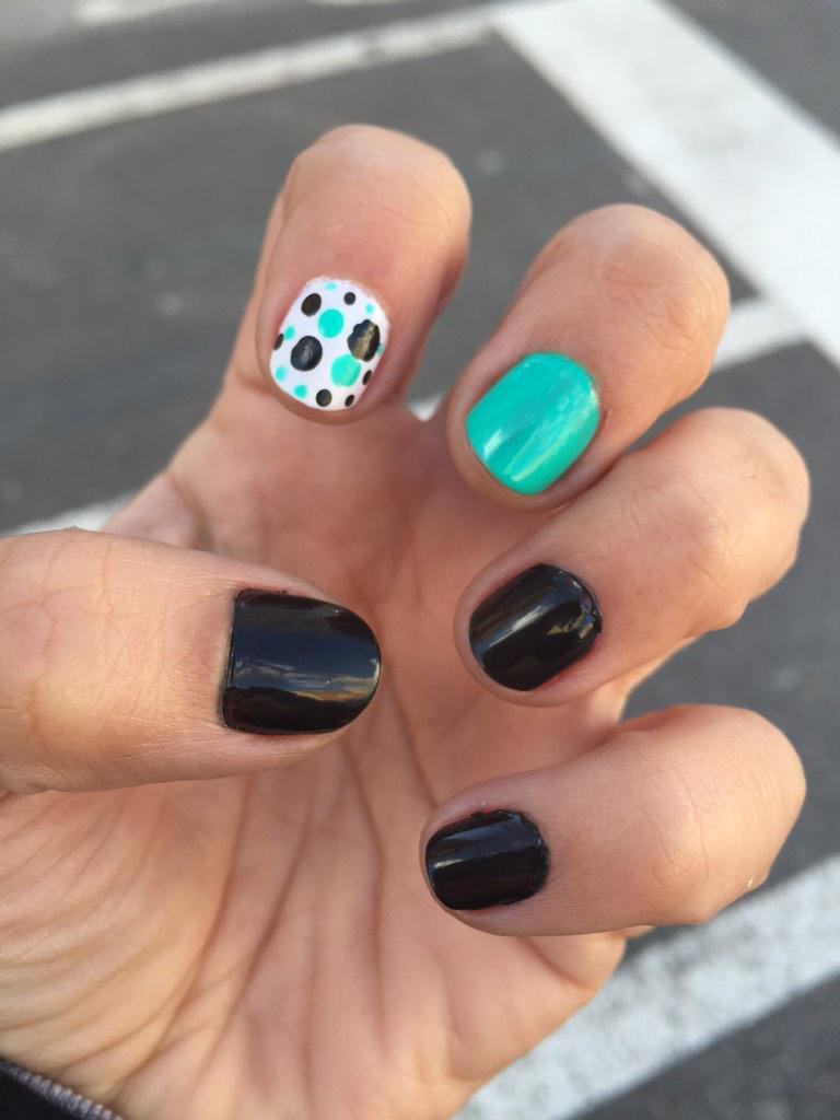 mayanbcn's tweet photo. Si dejas salir tus miedos, tendrás más espacio para vivir tus sueños😊#nailart #notd #nailartblogger #manicura #nails http://t.co/IJOSRG4mx3