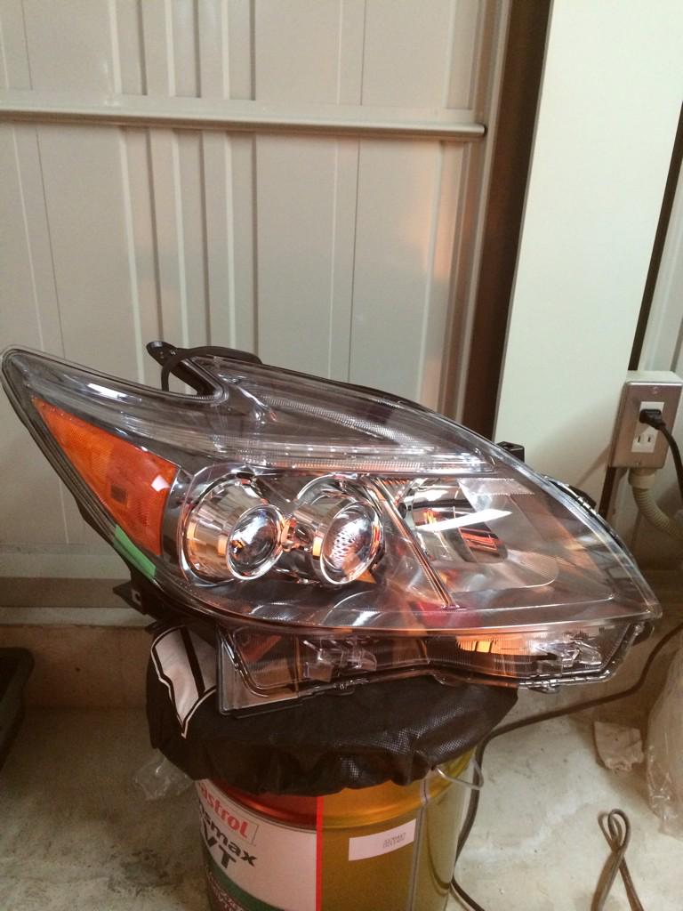 Aktiv Works 30プリウス後期のusヘッドライト Ledヘッドライト なのでプロ4灯タイプでポジションもledになりますね やはりusヘッドライトはリフレクターがかっこいい Http T Co Wmhzq9voow Twitter