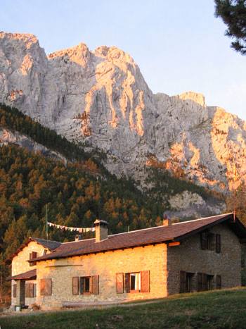 Sigues el primer en visitar el Blog del Refugi!
refugiestasen.blogspot.com.es