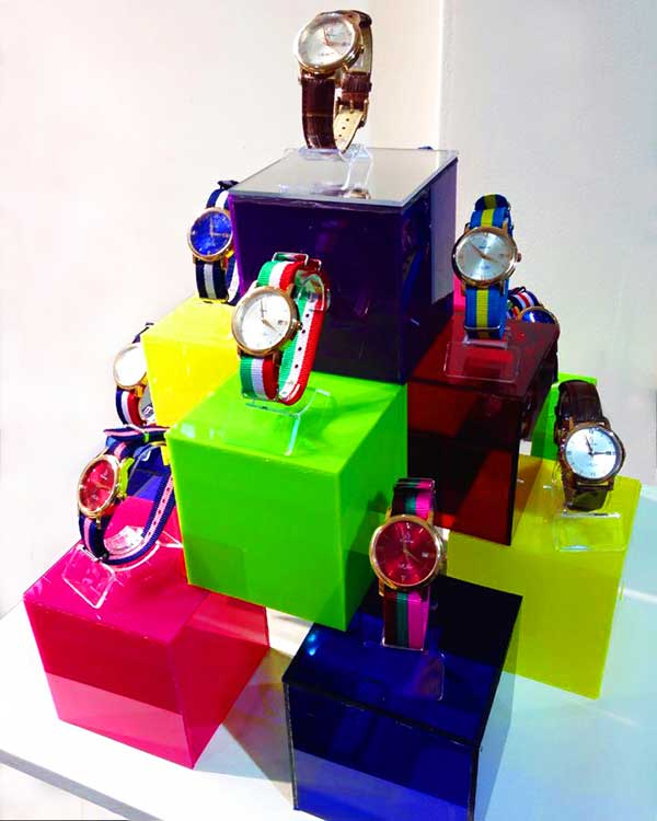 PureLondonxJATC's tweet photo. Wind Up have launched unisex watches, underscoring the trend for non-gendered fashn! http://t.co/Yp4ZopfbUE
#PureTalk http://t.co/40pUeYj9C7