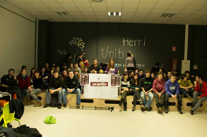 IA_Leioa's tweet photo. badator Leioako Herri Unibertsitatea! aurten inoiz baino klase gehiagorekin #HerriUnibertsitatea http://t.co/hiF4Rh5R0a