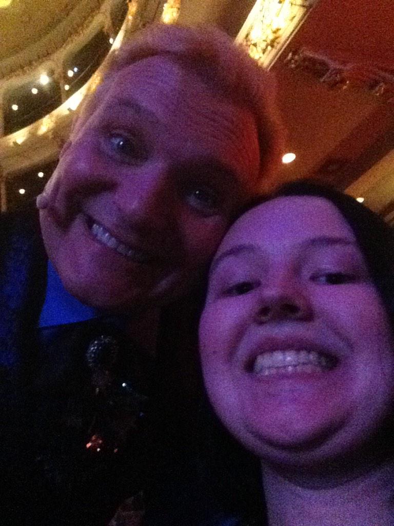 Ap2Andy's tweet image. Selfie with jeff! And @AndrewBasso loved the Houdini tribute he is the best!! You are a younger version!! LOVE YOU!!