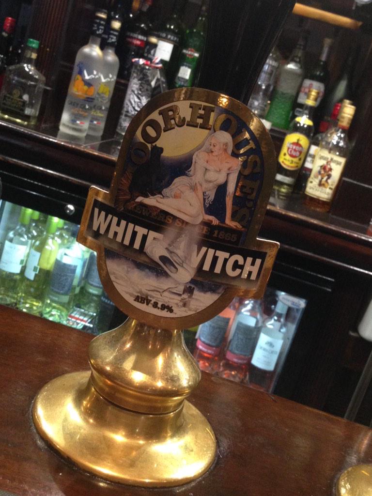 Moorhousesbrew's tweet photo. Wishing for a White Witch? Best get to @TheBrewhouse_ for a pint! @BoltonCAMRA #followthewitch http://t.co/gNqUhHmnhs