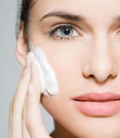 IsabeauFlourish's tweet photo. Read about the 6 biggest skincare mistakes!
http://t.co/G8oovzIvS5 http://t.co/Jn6Sl3INkp