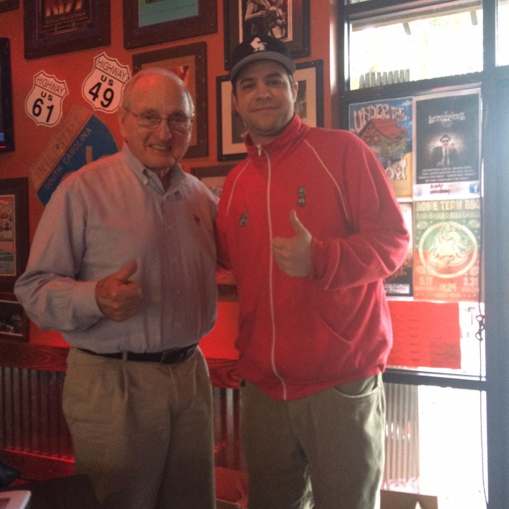 Nice meeting Georgia Bulldog Legend Mr. Vince Dooley yesterday🏈<a href="/HTbbq/">Home Team BBQ</a> #GoDawgs <a href="/UGAAthletics/">Georgia Bulldogs</a> @FootballUGA