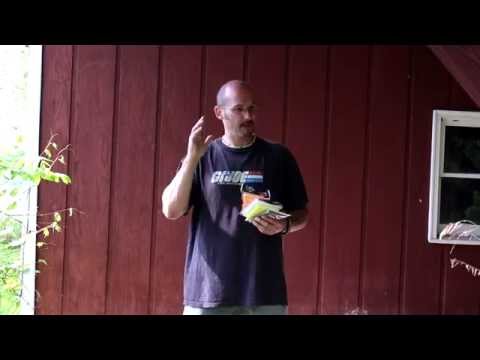 SurvivalJeong's tweet photo. Camping Survival founder Tom Sciacca Talks About Emergency Rain Ponchos http://t.co/rhUZJouGZr #staged http://t.co/eJEdLUZZ7Y