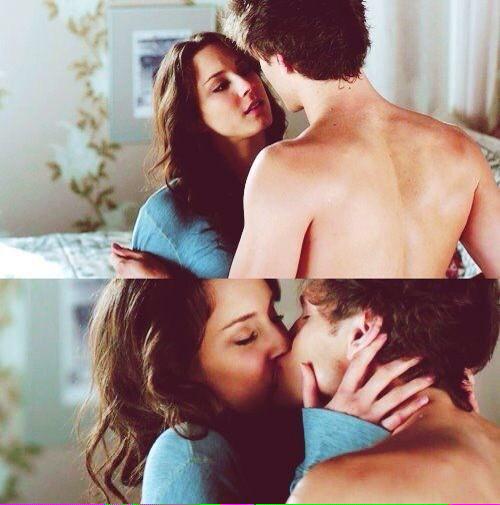 Serial_Shipper's tweet image. Spoby 😏😏 #PLL