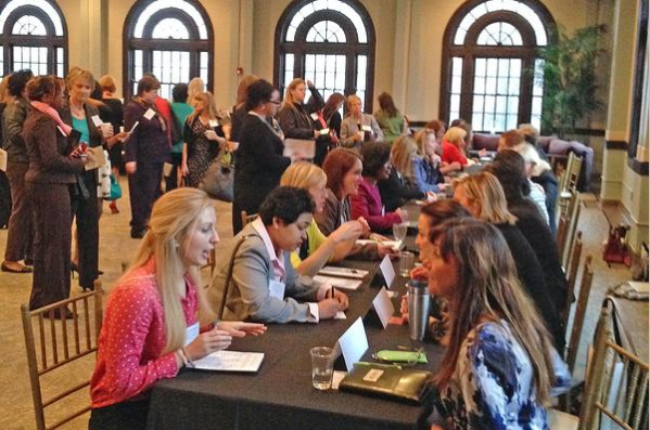 BFLouisville's tweet photo. If you’re a woman in business, don’t miss out on Louisville's #MentoringMonday | http://t.co/7XOBBNKadB http://t.co/GlpGnshz0S