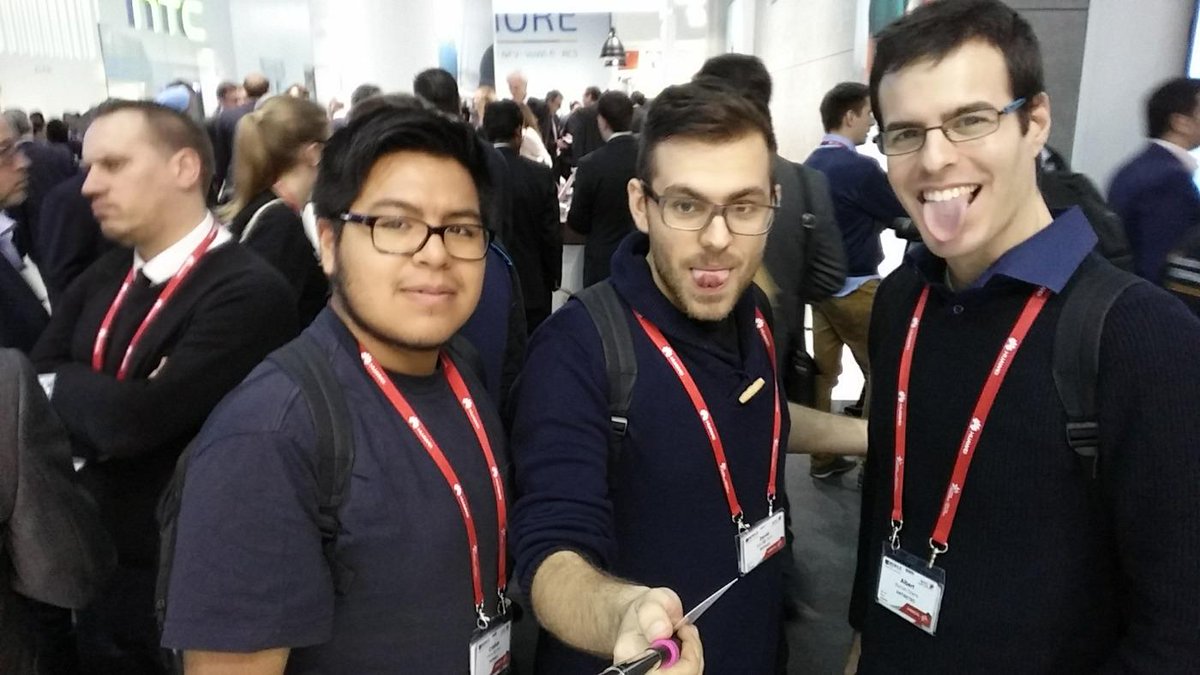 360Apps_'s tweet photo. #sandiskchallenge #MWC15 http://t.co/OfQeO5DEFz