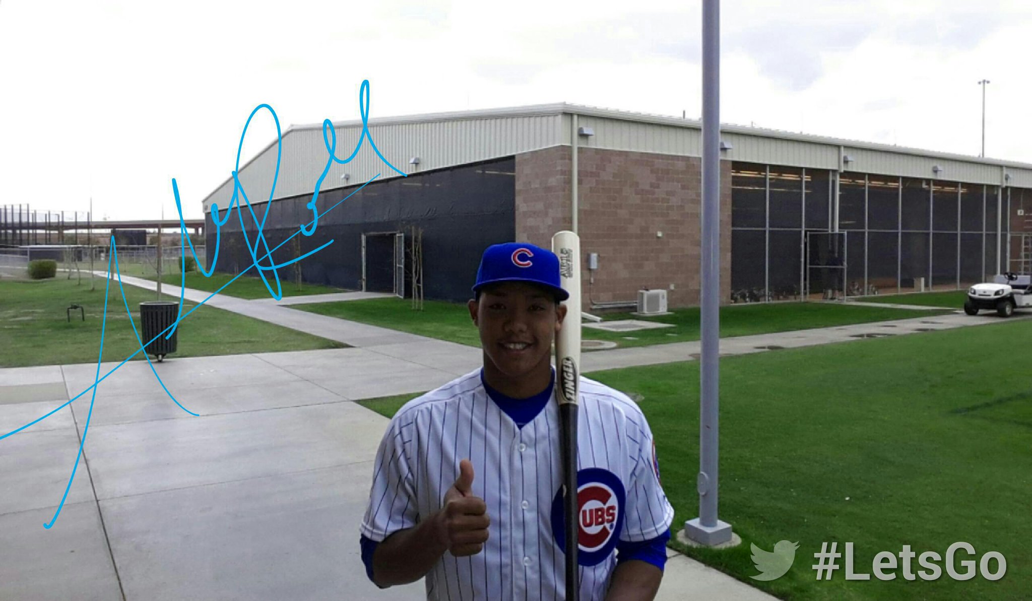 B_GYhAgVAAAvazG.jpg:large