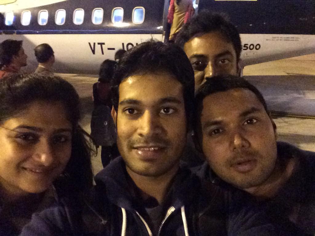 Pratik_Munot's tweet image. Goin back to hyderabad after Noida, Pune &amp;amp; Banglore Lightning days! #golightningfast #lightningdevweek @kavindrapatel