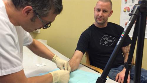 lanhed's tweet photo. Officially chipped!! #goingcyborg #transhuman #dangerousthings http://t.co/aFzgFD5TI1
