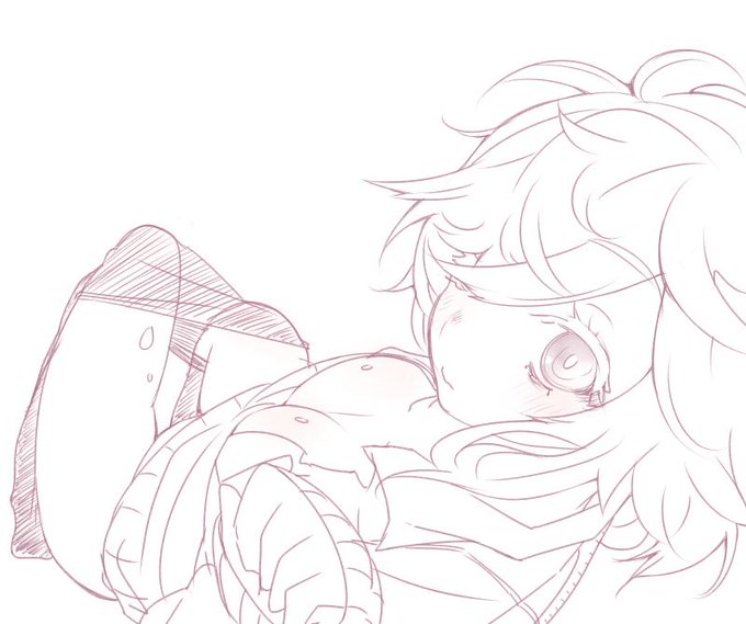 寝ころび。髪の毛をもしゃもしゃしてあげたいアングル 