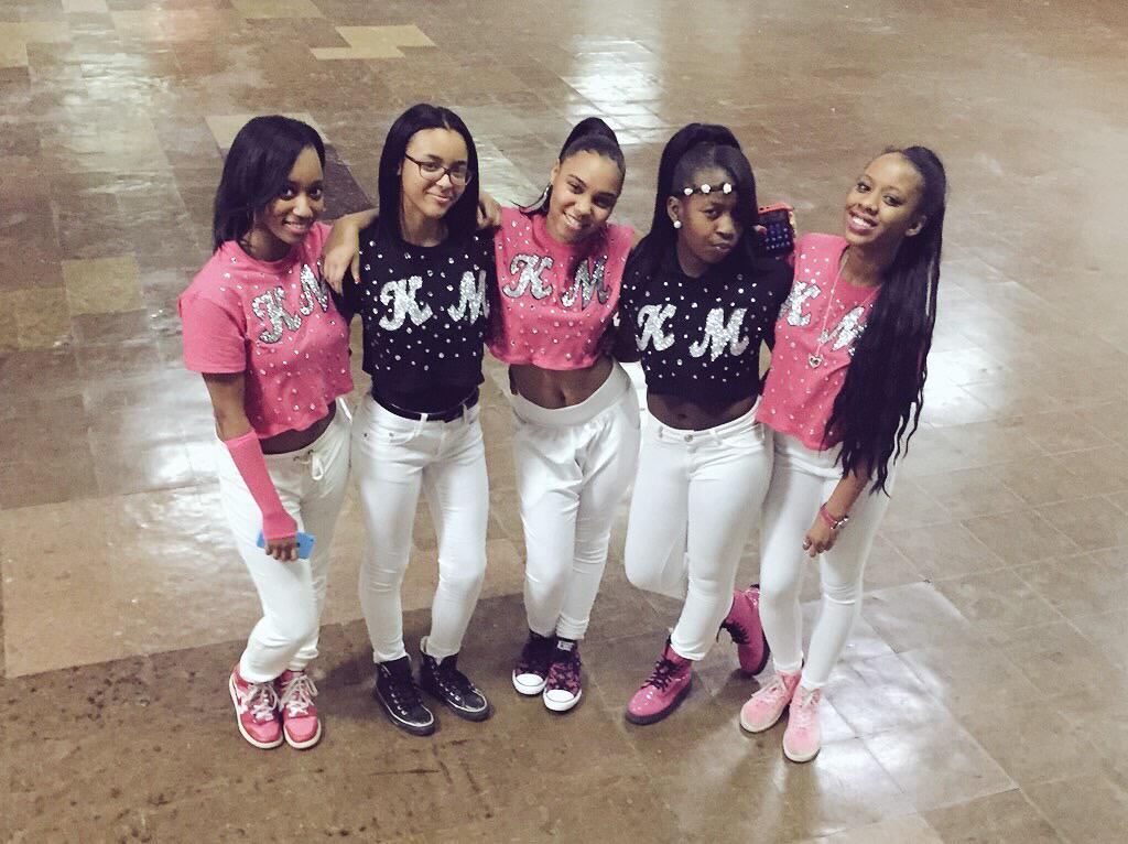 KingsMovement's tweet photo. 💕 family #kingsmovement http://t.co/XeXP46bobL