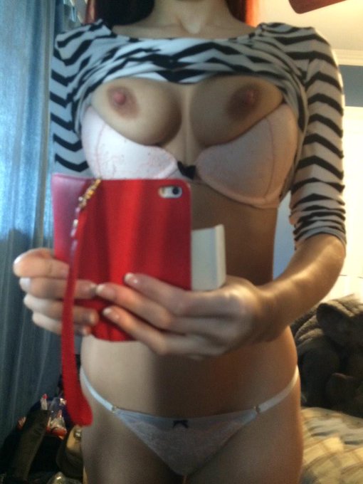 Good morning #MirrorMonday #tits http://t.co/fis762HJ1P<a href="/tag/mirrormonday"class="tags">#MirrorMonday</a><a href="/tag/tits"class="tags">#tits</a>