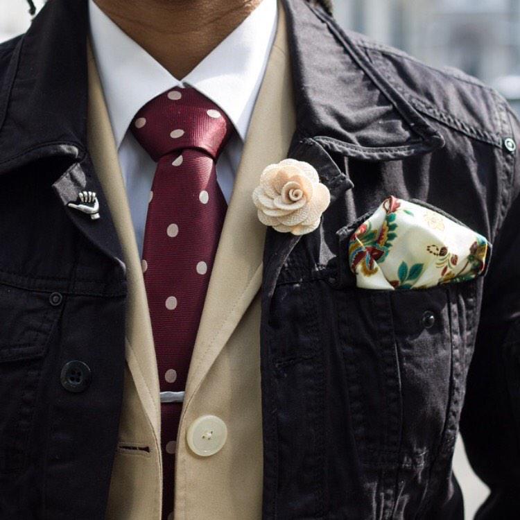 sprezzabox's tweet image. #adapperchick is ready for spring with all the right accessories, #thetiemaker tie and @saltdapper lapel flower