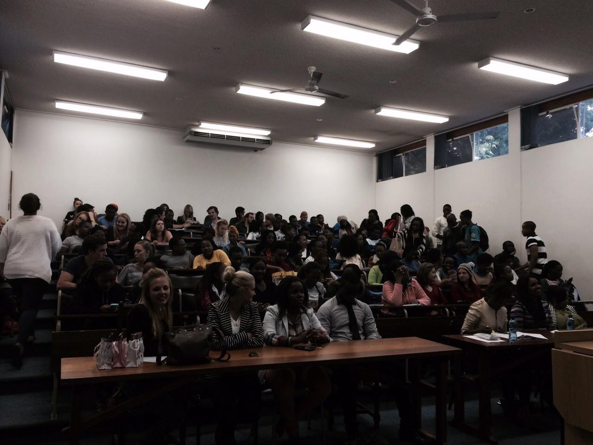 Such a great turnout!Glad to see so many future law graduates taking advantage of this useful opportunity.