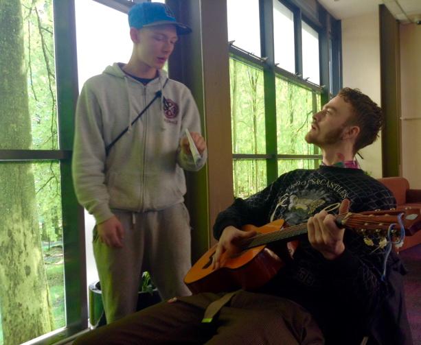 BirminghamOpera's tweet photo. Opera meets rap @midlandheart Foyer today, BOC #breakingtheice with rapper grimproductionz http://t.co/HMBmwLXzoe