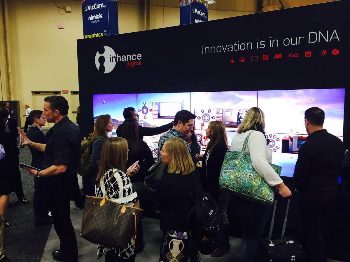 We're drawing in quite a crowd at #EXHIBITORLIVE!