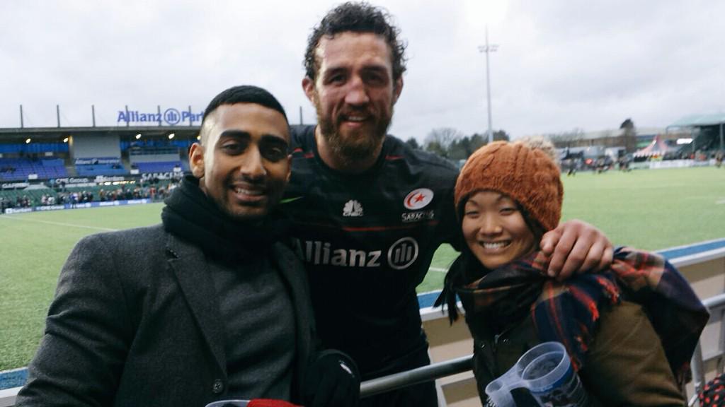 neilyoga11's tweet image. Photos with my favourite Saracens player! Rt @Nabasboer @sunnyt9 @WayPengChok @ahahabi #wolfpack  #tacklingmachine