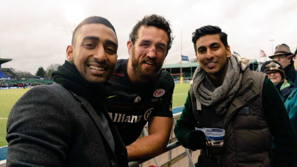 neilyoga11's tweet image. Photos with my favourite Saracens player! Rt @Nabasboer @sunnyt9 @WayPengChok @ahahabi #wolfpack  #tacklingmachine