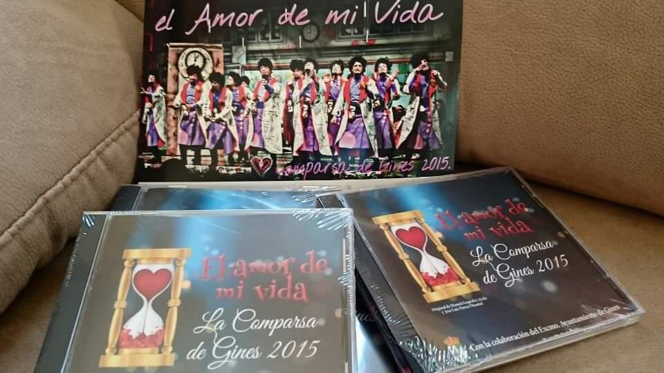 Lito_P's tweet photo. no te quedes sin tu disco de la @comparsadegines "El Amor De mi Vida" http://t.co/P63SAPYbKV