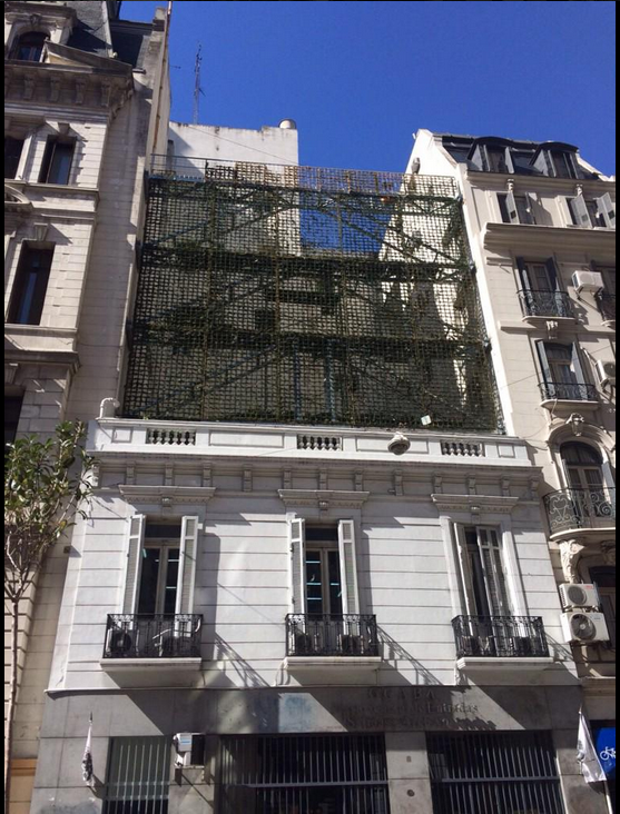 patodistefano's tweet photo. Instalamos el primer muro verde en Microcentro en el edificio del Palacio Municipal. #MicrocentroVerde http://t.co/TAFCwpkITs