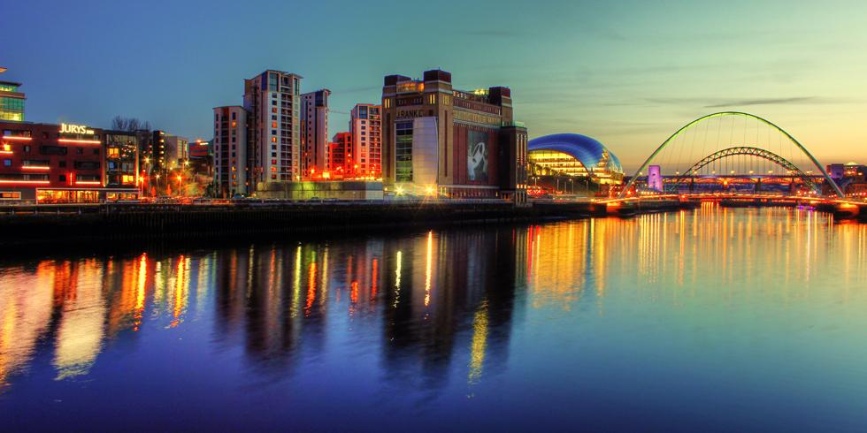 toonphotography's tweet photo. The magnificent Tyne. Proud. http://t.co/SuH3axETzI