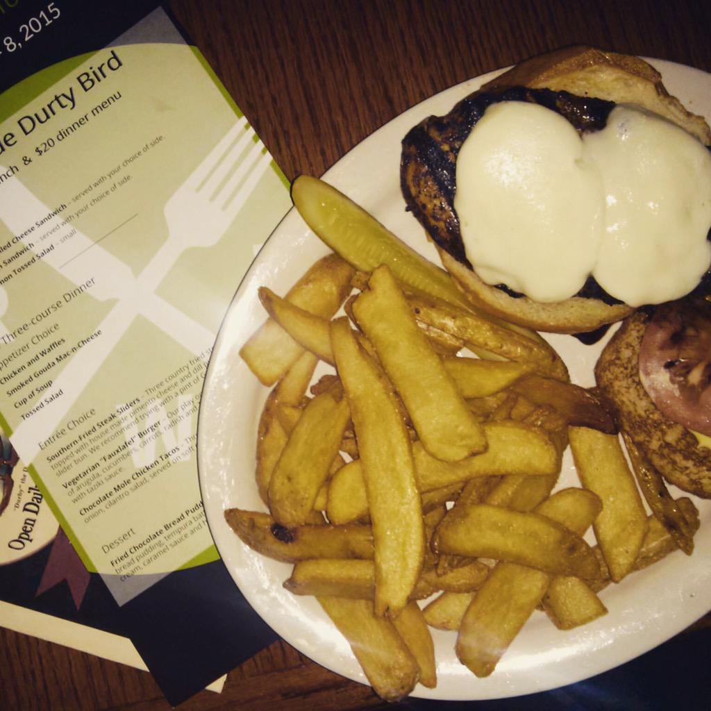 Stop #2 today <a href="/YeOldeDurtyBird/">Ye Olde Durty Bird</a> for #rwtoledo #youwillEATbetterintoledo