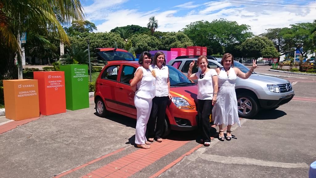 eventosyanbal's tweet photo. El #NuevoAutoYanbal ya se encuentra con las Empresarias Independientes en Neiva http://t.co/6une6wHVaL