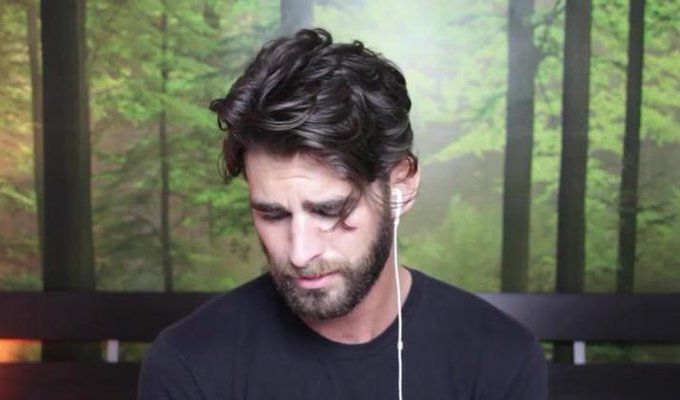 Watch Chris Salvatore's leaked NSFW photo on TwXstars