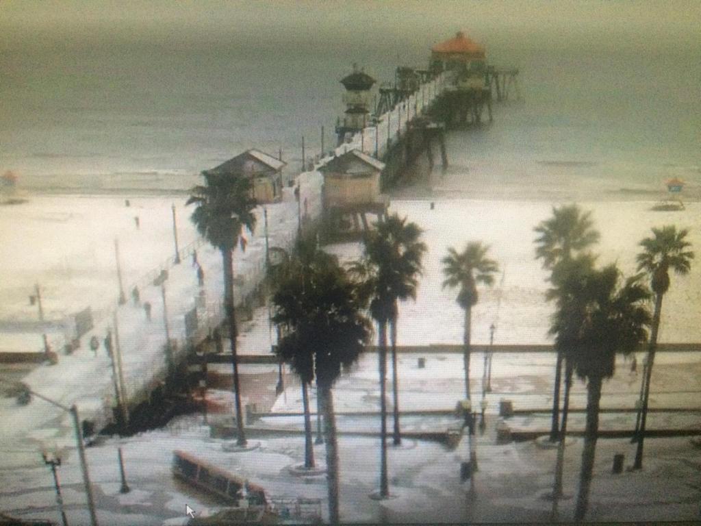 Huntington Beach PD on Twitter "Snow in Huntington Beach! http//t.co