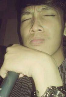NunRoad's tweet photo. Ngantuk wkwk http://t.co/wJXM8wbKNH