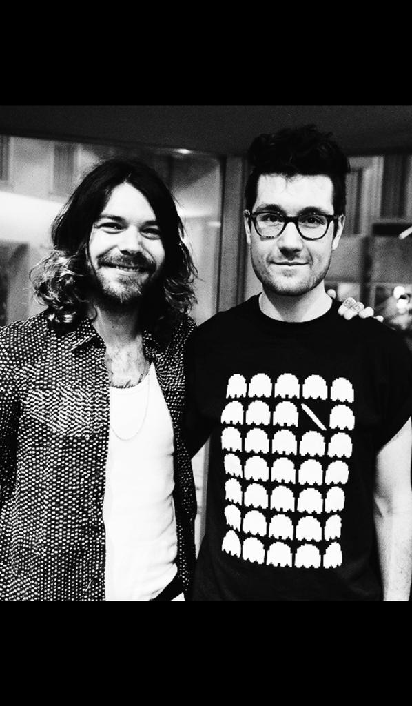 bandsinpictures's tweet image. Simon Neil and Dan Smith // Biffy Clyro and Bastille