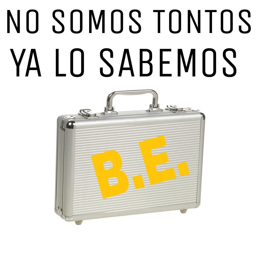 Kaxhonda's tweet photo. ¿Pero todavía hay gente que gasta € mandando votos a GHBelen?
POBRES ILUSOS!!!
#TongoGHVip
#SMSestafaVIP
#APAGONGHVIP http://t.co/HS3nvbJQmh