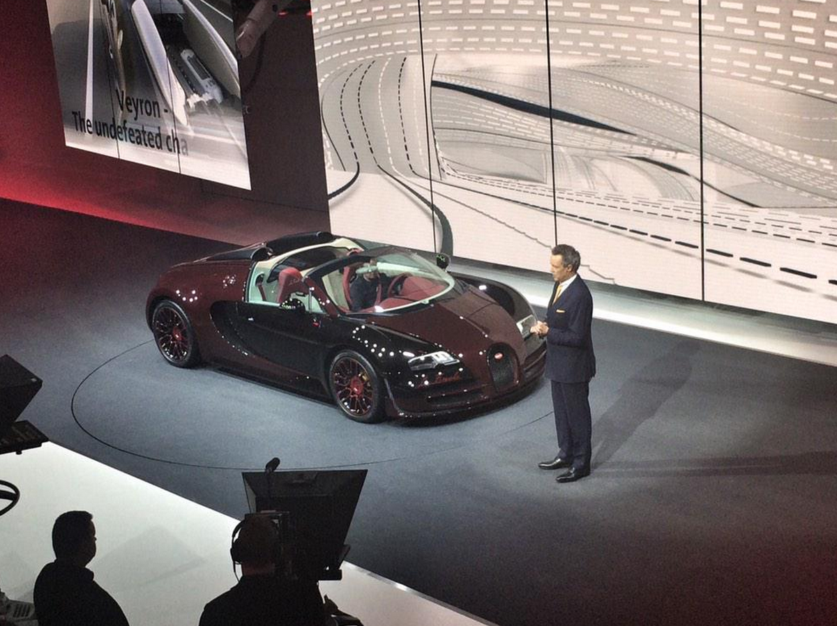 BBC_TopGear's tweet photo. Take a last look and say sayonara to the #Veyron. This is the last one it'll ever build, fittingly called ‘La Finale' http://t.co/PoMVTMdrdF