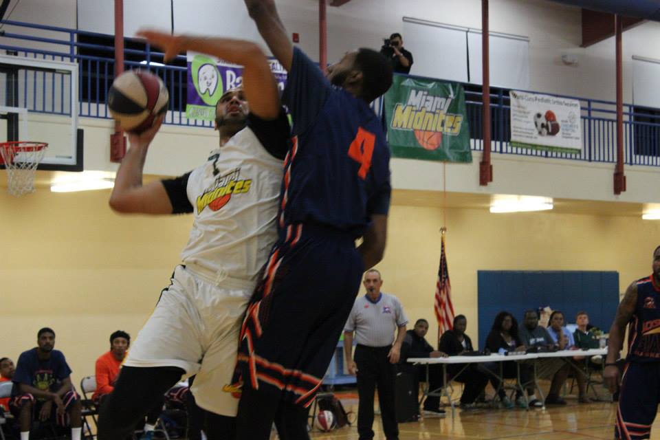 MiamiMidnites's tweet image. At 16-3 in @ABAProBall, the #Midnites prep for #2 @ABA_Giants. 
#MidnitesNation What are your Keys to Victory?