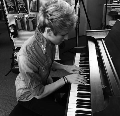 The Tide Fan (@karla_tide) on Twitter photo 