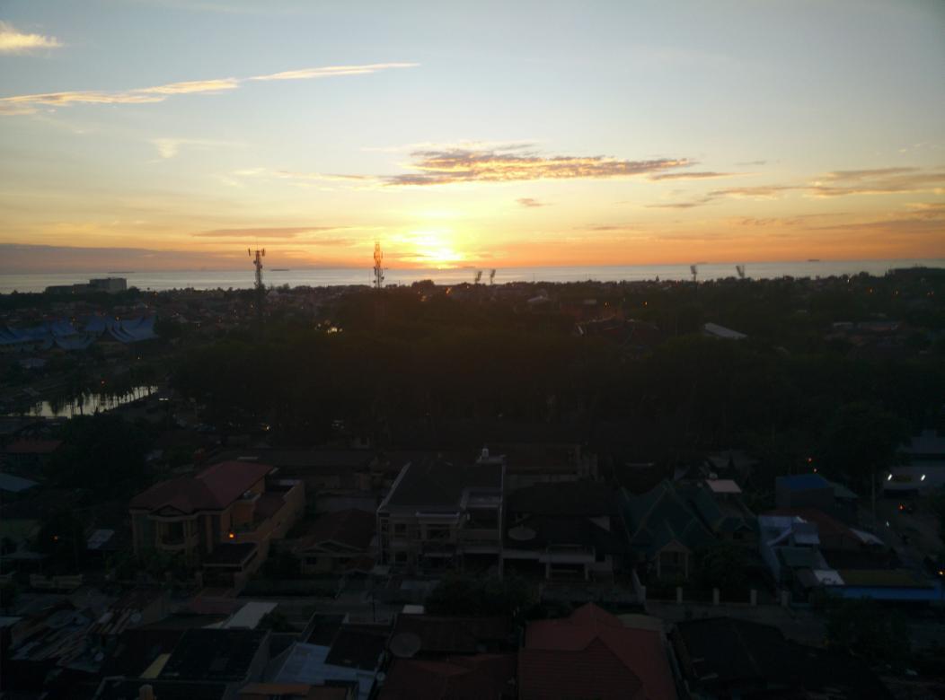 NDBOTFL's tweet photo. Team #NDnesia is in Padang, which is on the most active fault line in the world. http://t.co/aRsJCmD85h