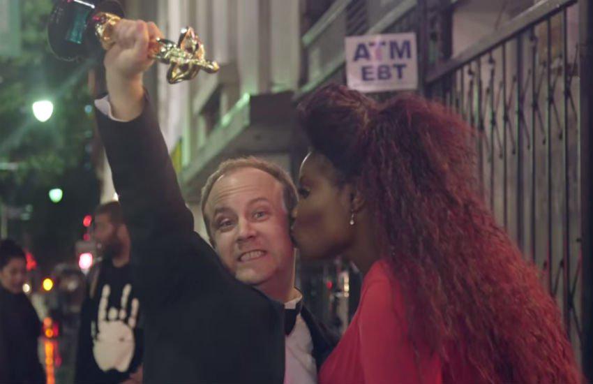 Embedded image permalink