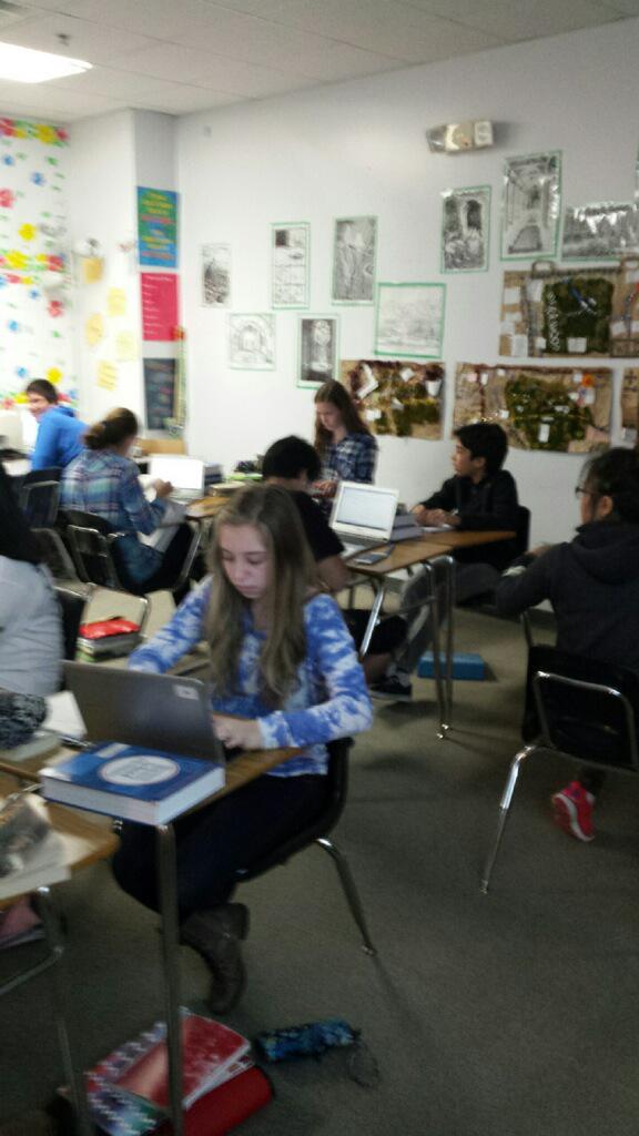 RMS_Mustangs's tweet photo. @RMS_Mustangs Students are working hard using Google Classroom in Ms. Harner's English class! #MustangsMovingForward http://t.co/Vddko9bFg5