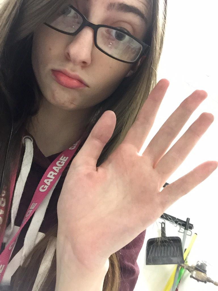 meganalisaaa's tweet image. #garageproblems