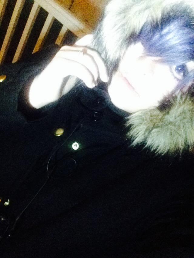 Ugh my head hurts.. I probably need some sleep.. 😴😴😴😴😴