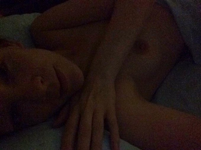I just had really good sex :) http://t.co/lZljm8N3bd
