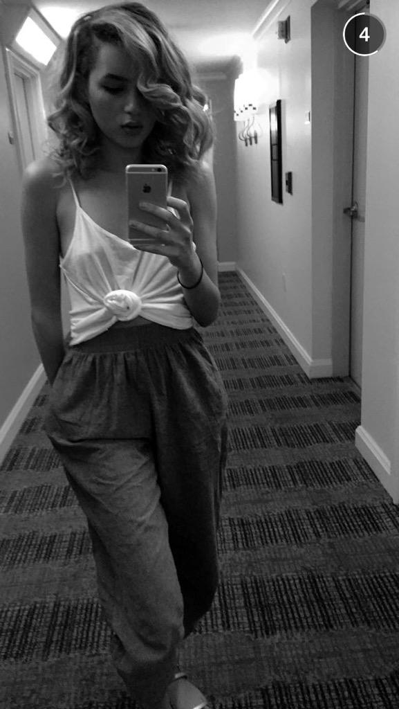 chuckrpgbsd's tweet image. Ma meuf